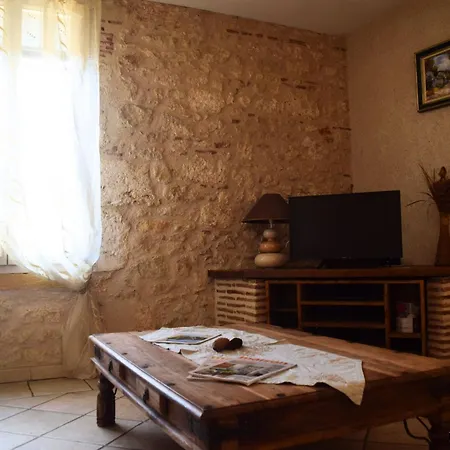 Nyaraló Chateau Lamouthe *