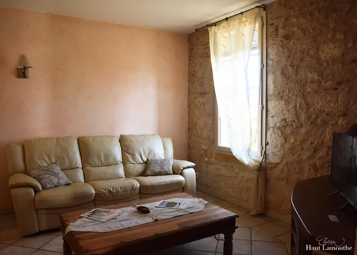 Chateau Lamouthe Casa vacanze *